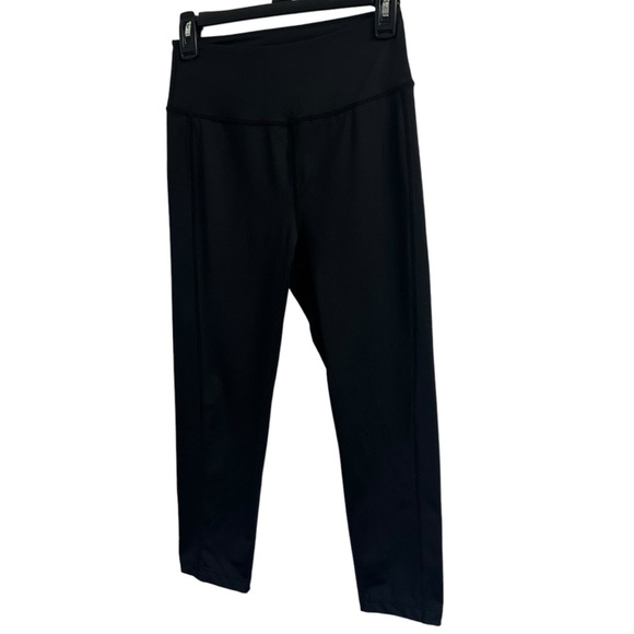 Orange Theory Leggings Small Black Zippered Pocket Logo Cropped Capri - Picture 1 of 7